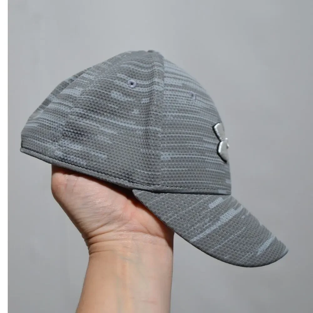 Under Armour Youth Blistering 3.0 Fitted Hat Gray Size XS/S